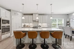 10258 Paper Birch Dr, Charlotte, NC 28215 - Photo 15