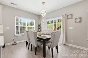 10258 Paper Birch Dr, Charlotte, NC 28215 - Photo 17