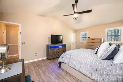 600 17th Avenue Drive SE, Hickory, NC 28602 - Photo 35