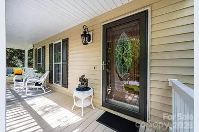 600 17th Avenue Drive SE, Hickory, NC 28602 - Photo 5