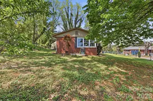 409 Walnut Pl NE, Lenoir, NC 28645 - Photo 37