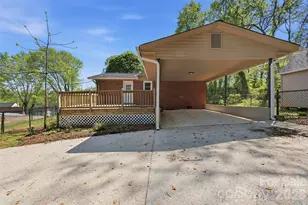 409 Walnut Pl NE, Lenoir, NC 28645 - Photo 35