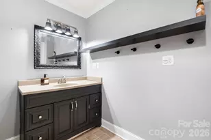 715 Main St, Hudson, NC 28638 - Photo 17