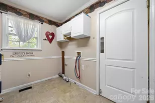 715 Main St, Hudson, NC 28638 - Photo 19