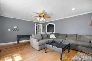 715 Main St, Hudson, NC 28638 - Photo 5