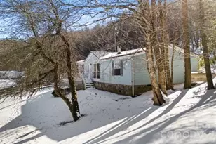 111 Oxford Ln, Blowing Rock, NC 28605 - Photo 17