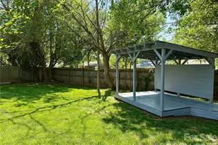 4238 Donnybrook Pl, Charlotte, NC 28205 - Photo 3