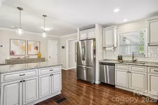 4238 Donnybrook Pl, Charlotte, NC 28205 - Photo 13