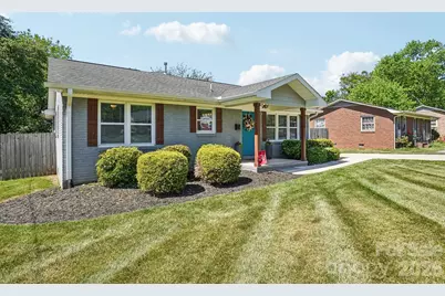 4238 Donnybrook Place, Charlotte, NC 28205 - Photo 3