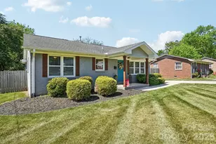 4238 Donnybrook Pl, Charlotte, NC 28205 - Photo 3