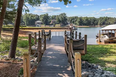 348 Catalina Drive, Mooresville, NC 28117 - Photo 3