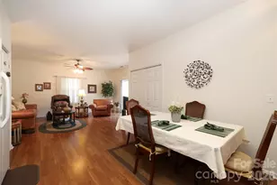 7175 Somerset Springs Dr, Charlotte, NC 28262 - Photo 13