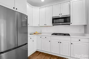 311 Red Fox Cir, Asheville, NC 28803 - Photo 13