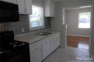3016 Colfax St, Charlotte, NC 28216 - Photo 9