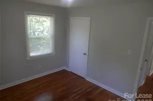 3016 Colfax St, Charlotte, NC 28216 - Photo 19