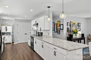 4 Austin Dr, Asheville, NC 28805 - Photo 13