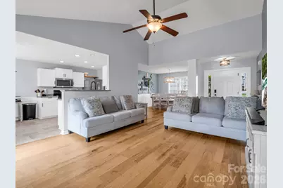 33 Lumber River Road, Fletcher, NC 28732 - Photo 3