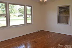1812 Cameron Rd, Lincolnton, NC 28092 - Photo 3