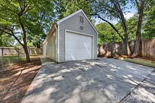 900 E John St, Matthews, NC 28105 - Photo 31