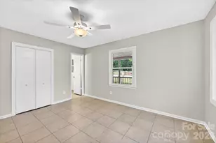900 E John St, Matthews, NC 28105 - Photo 15
