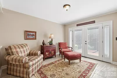 3740 6th Street NE, Hickory, NC 28601 - Photo 13