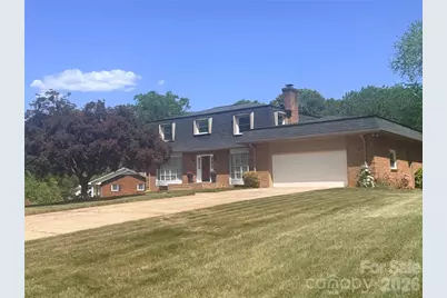 3740 6th Street NE, Hickory, NC 28601 - Photo 9