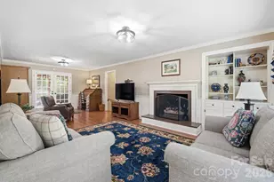 3740 6th St NE, Hickory, NC 28601 - Photo 17