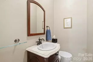 3740 6th St NE, Hickory, NC 28601 - Photo 19