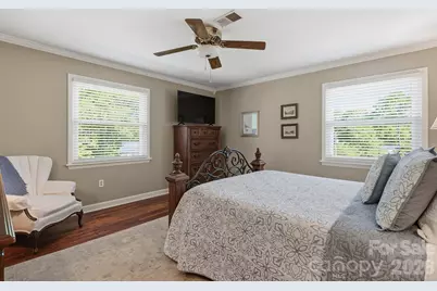 3740 6th Street NE, Hickory, NC 28601 - Photo 23
