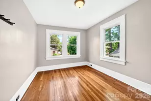 55 Walton St, Asheville, NC 28801 - Photo 35