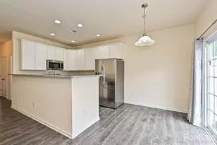 4629 Quinton Ln, Charlotte, NC 28269 - Photo 7