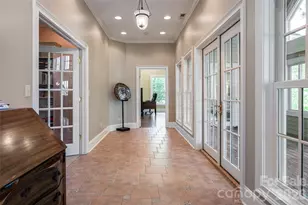 7 Ashley Rd, Asheville, NC 28805 - Photo 21