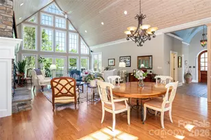 7 Ashley Rd, Asheville, NC 28805 - Photo 13