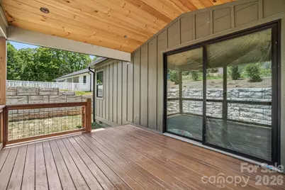 32 South View Drive, Burnsville, NC 28714 - Photo 5