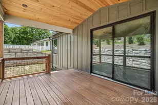 32 S View Dr, Burnsville, NC 28714 - Photo 5