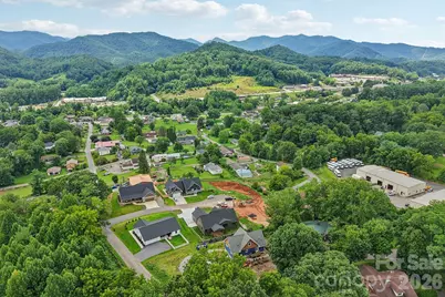 32 South View Drive, Burnsville, NC 28714 - Photo 15