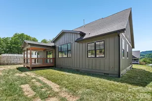 32 S View Dr, Burnsville, NC 28714 - Photo 7
