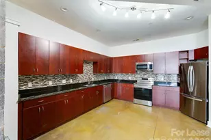 927 Westmere Ave, Charlotte, NC 28208 - Photo 9