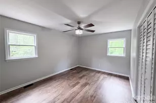 706 Crescent Dr, Cherryville, NC 28021 - Photo 11