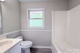 706 Crescent Dr, Cherryville, NC 28021 - Photo 15