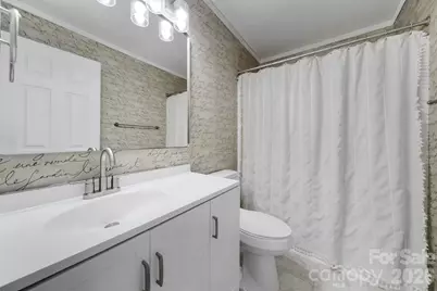 11343 Fox Hill Drive, Charlotte, NC 28269 - Photo 21