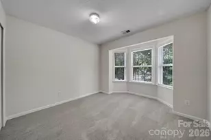11343 Fox Hill Dr, Charlotte, NC 28269 - Photo 19