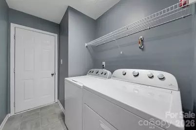 11343 Fox Hill Drive, Charlotte, NC 28269 - Photo 13
