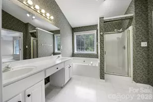 11343 Fox Hill Dr, Charlotte, NC 28269 - Photo 17