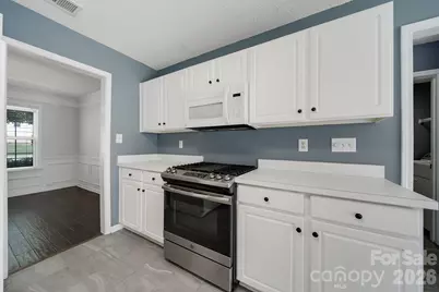11343 Fox Hill Drive, Charlotte, NC 28269 - Photo 7