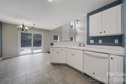11343 Fox Hill Drive, Charlotte, NC 28269 - Photo 9