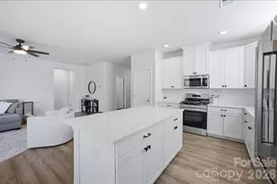602 Banter Ln, Cramerton, NC 28032 - Photo 7