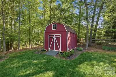 301 Sardis Road N, Charlotte, NC 28270 - Photo 33