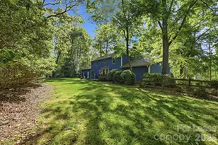 301 Sardis Rd N, Charlotte, NC 28270 - Photo 29