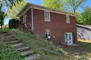 811 Hilton St NE, Lenoir, NC 28645 - Photo 3